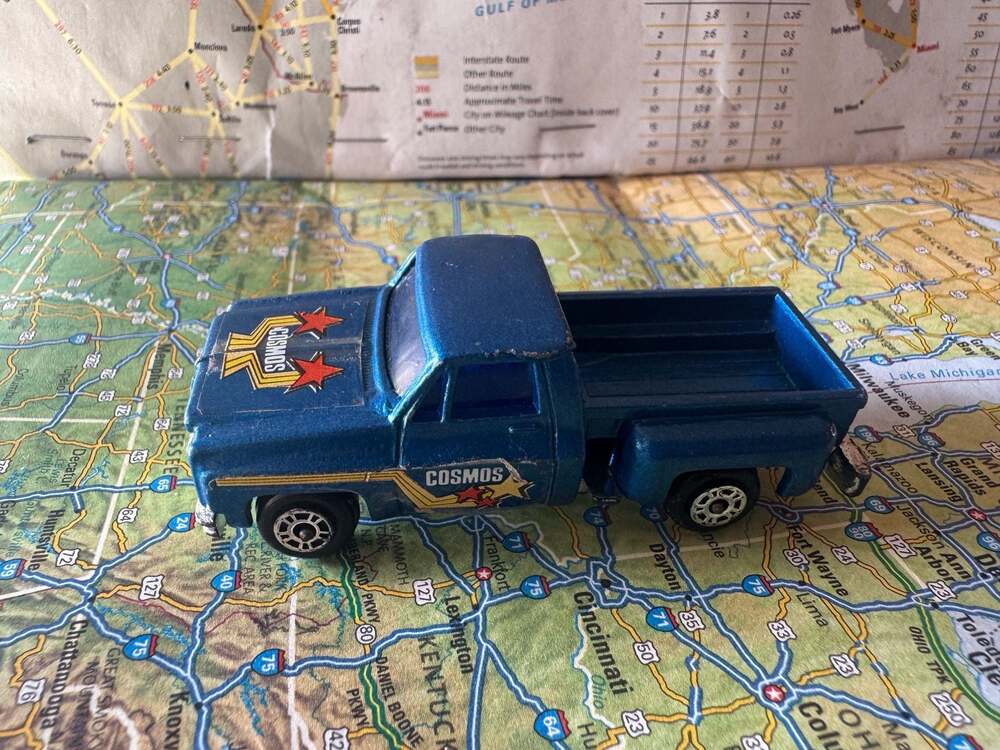 VTG 70s 80s Road Champs Road Machines Chevrolet Square Body Cosmos Pickup Truck